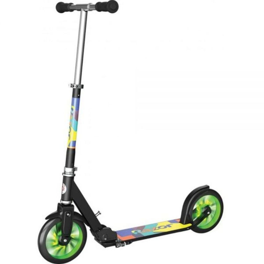 Razor Lux Lighted Wheels Scooter A5 Green