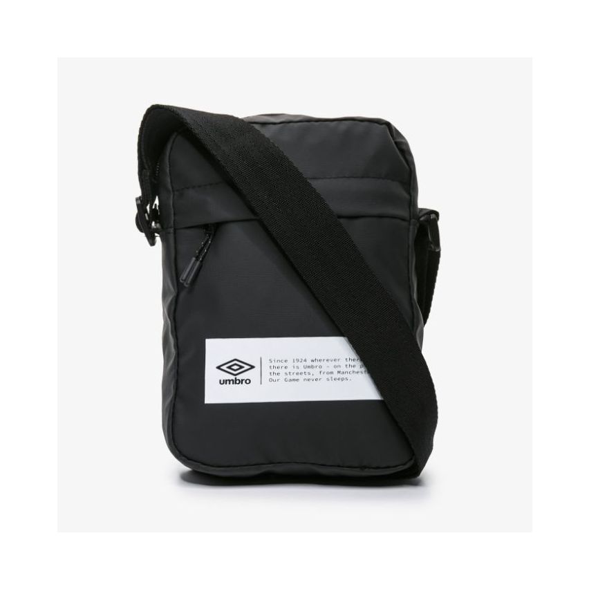 Umbro Linear Logo Pi Bag 