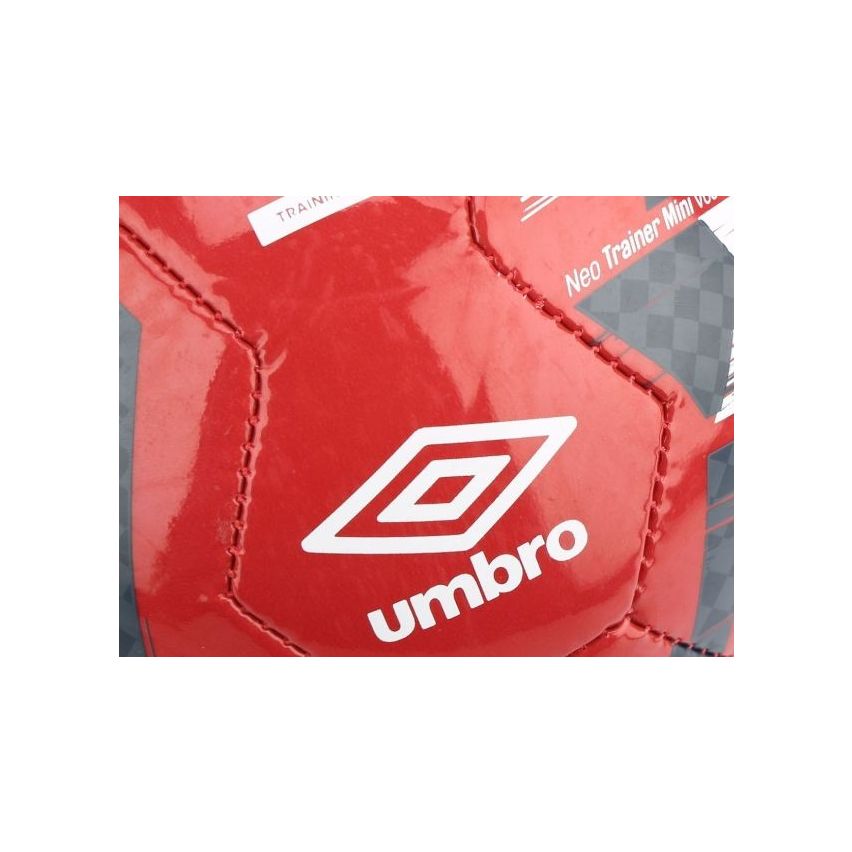 Umbro Neo Trainer Mini Ball Toreador / White / Medieval Blue