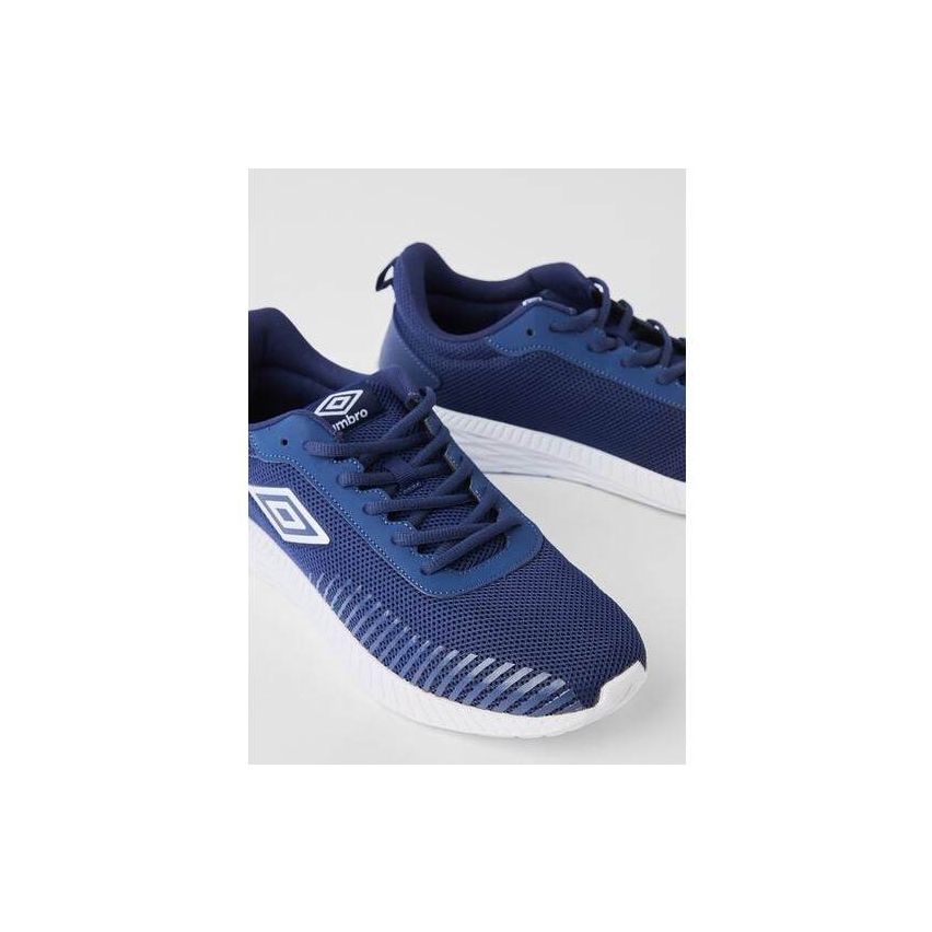 Umbro Morley Unisex Sneaker in TW Navy/White