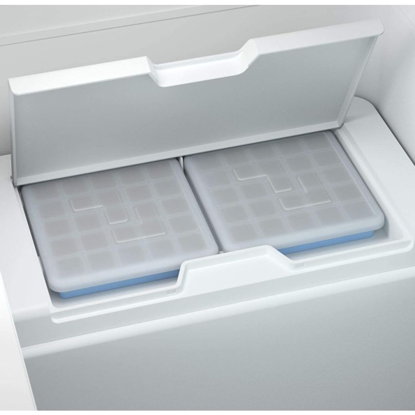 Jeepers Domestic Portable Compressor Cool Box and Freezer With Ice Maker 