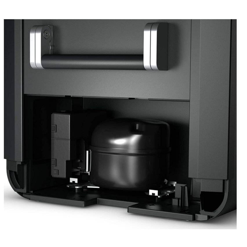 Jeepers Domestic Portable Compressor Cool Box and Freezer With Ice Maker 
